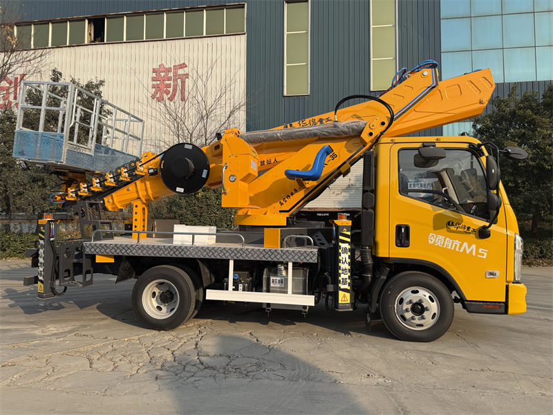 微信图片_20251210154545_14.jpg 微信图片_20251210154545_14.jpg